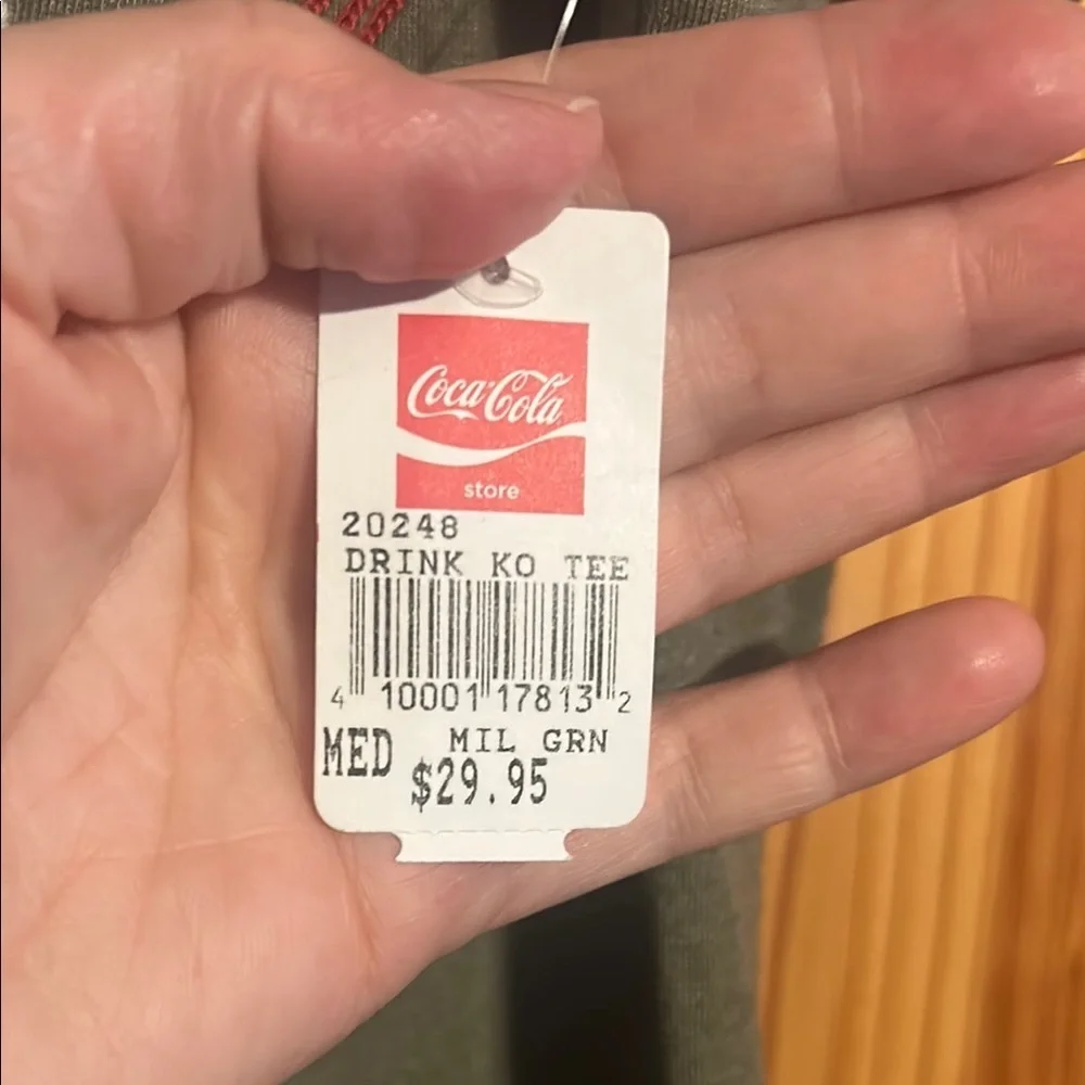 Coca Cola Men's Green Tee with Red Logo - Picture 5 of 6